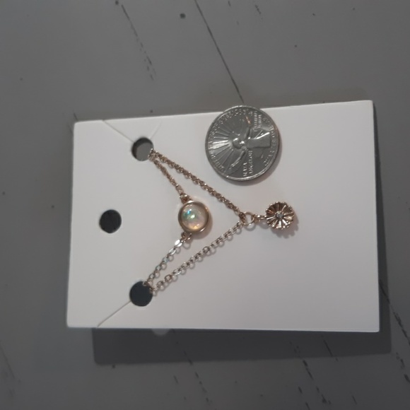 Girl's Flower & Rhinestone Necklace - Picture 7 of 10